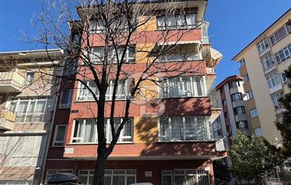 AYRANCI REFİK BELENDİR SOKAK'TA TEMİZ KATTA KİRALIK 3+1 DAİRE