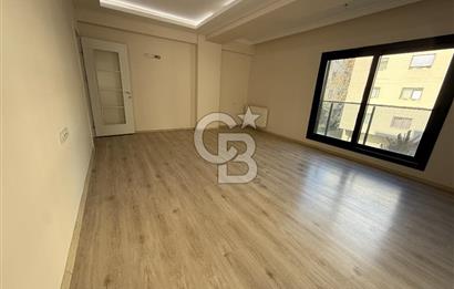 Bostanlı Kiralık 3+1 Daire Ara Kat Otoparklı Genç Bina