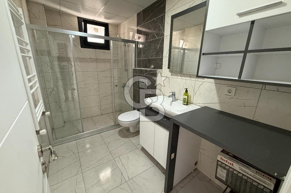 Bostanlı Kiralık 3+1 Daire Ara Kat Otoparklı Genç Bina