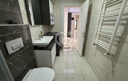 Bostanlı Kiralık 3+1 Daire Ara Kat Otoparklı Genç Bina