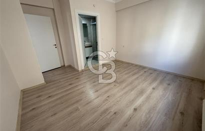 Bostanlı Kiralık 3+1 Daire Ara Kat Otoparklı Genç Bina