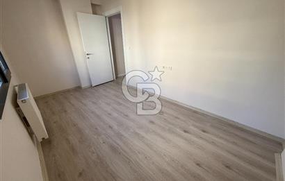 Bostanlı Kiralık 3+1 Daire Ara Kat Otoparklı Genç Bina