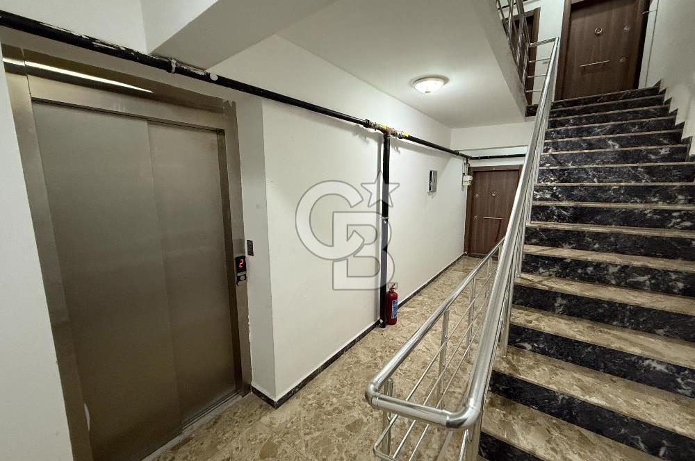 Bostanlı Kiralık 3+1 Daire Ara Kat Otoparklı Genç Bina