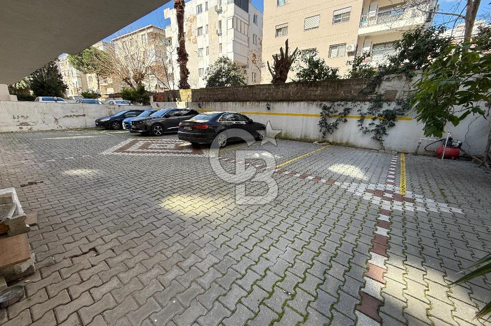 Bostanlı Kiralık 3+1 Daire Ara Kat Otoparklı Genç Bina