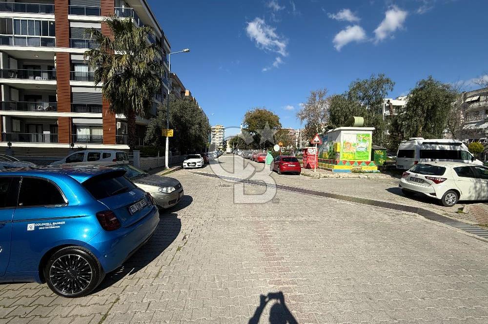 Bostanlı Kiralık 3+1 Daire Ara Kat Otoparklı Genç Bina