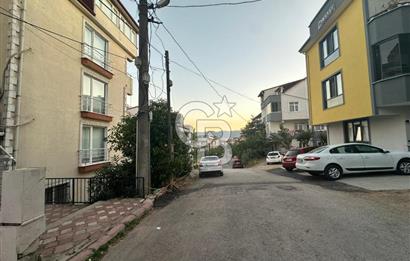 DERİNCE İBNİSİNA MAHALLESİ 6+1 EĞİMSİZ SATILIK ÇATI DUBLEKS.