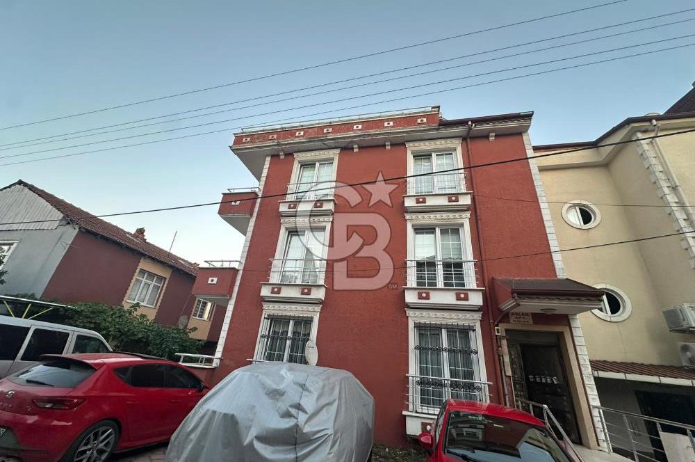 DERİNCE İBNİSİNA MAHALLESİ 6+1 EĞİMSİZ SATILIK ÇATI DUBLEKS.