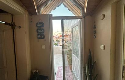 DERİNCE İBNİSİNA MAHALLESİ 6+1 EĞİMSİZ SATILIK ÇATI DUBLEKS.