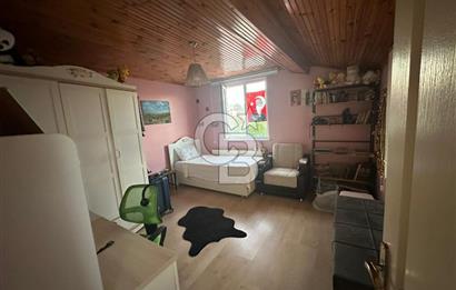 DERİNCE İBNİSİNA MAHALLESİ 6+1 EĞİMSİZ SATILIK ÇATI DUBLEKS.