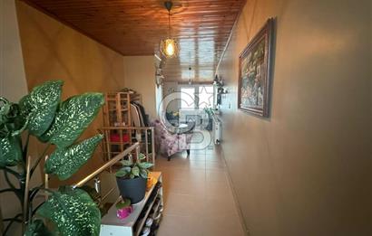 DERİNCE İBNİSİNA MAHALLESİ 6+1 EĞİMSİZ SATILIK ÇATI DUBLEKS.