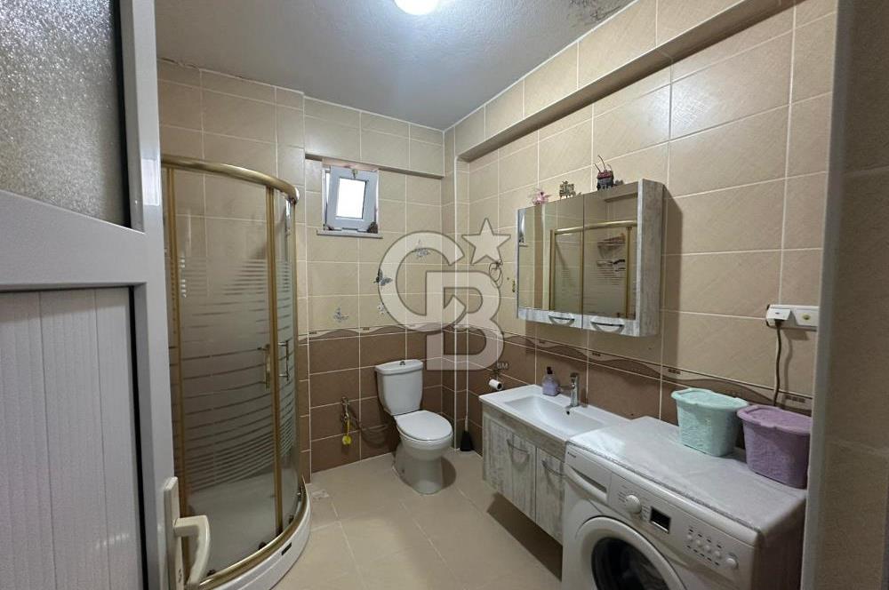 DERİNCE İBNİSİNA MAHALLESİ 6+1 EĞİMSİZ SATILIK ÇATI DUBLEKS.