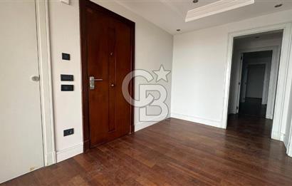 KABATAŞ, SETÜSTÜ'NDE DENİZ ,BOĞAZ ,YARIMADA MANZARALI 4+1 OFİS