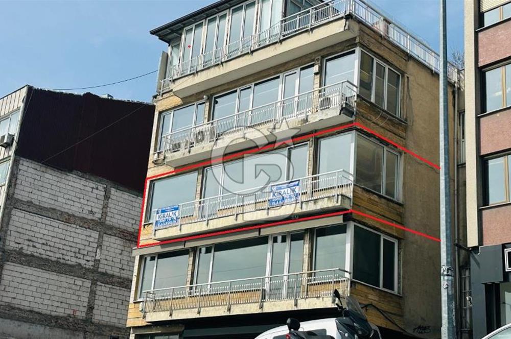 KABATAŞ, SETÜSTÜ'NDE DENİZ ,BOĞAZ ,YARIMADA MANZARALI 4+1 OFİS