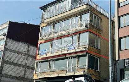 KABATAŞ, SETÜSTÜ'NDE DENİZ ,BOĞAZ ,YARIMADA MANZARALI 4+1 OFİS