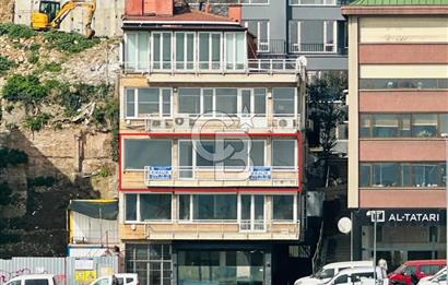 KABATAŞ, SETÜSTÜ'NDE DENİZ ,BOĞAZ ,YARIMADA MANZARALI 4+1 OFİS