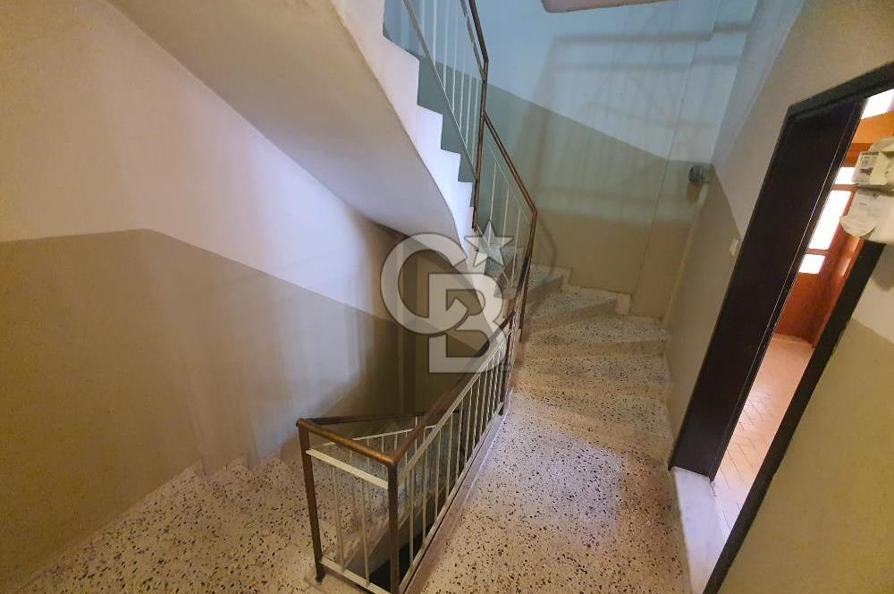 BUCA KOZAĞAÇ MAH. MERKEZİ KONUMDA GENİŞ 4+1 KİRALIK DAİRE