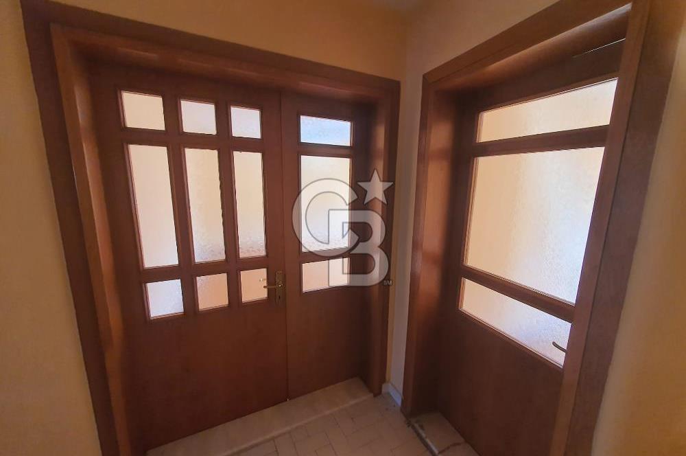 BUCA KOZAĞAÇ MAH. MERKEZİ KONUMDA GENİŞ 4+1 KİRALIK DAİRE