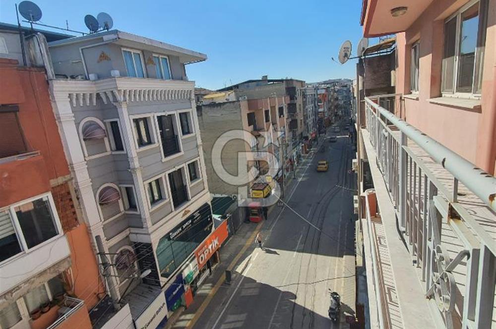 BUCA KOZAĞAÇ MAH. MERKEZİ KONUMDA GENİŞ 4+1 KİRALIK DAİRE