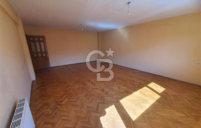 BUCA KOZAĞAÇ MAH. MERKEZİ KONUMDA GENİŞ 4+1 KİRALIK DAİRE