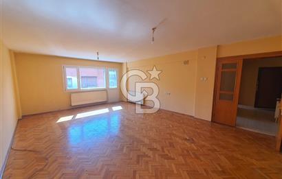 BUCA KOZAĞAÇ MAH. MERKEZİ KONUMDA GENİŞ 4+1 KİRALIK DAİRE