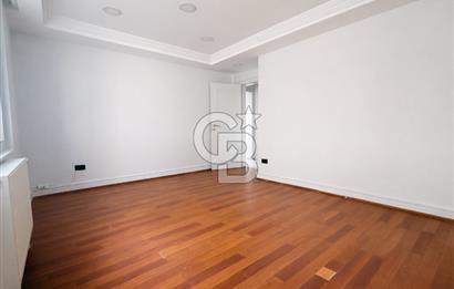 KABATAŞ, SETÜSTÜ'NDE DENİZ ,BOĞAZ ,YARIMADA MANZARALI 4+1 OFİS