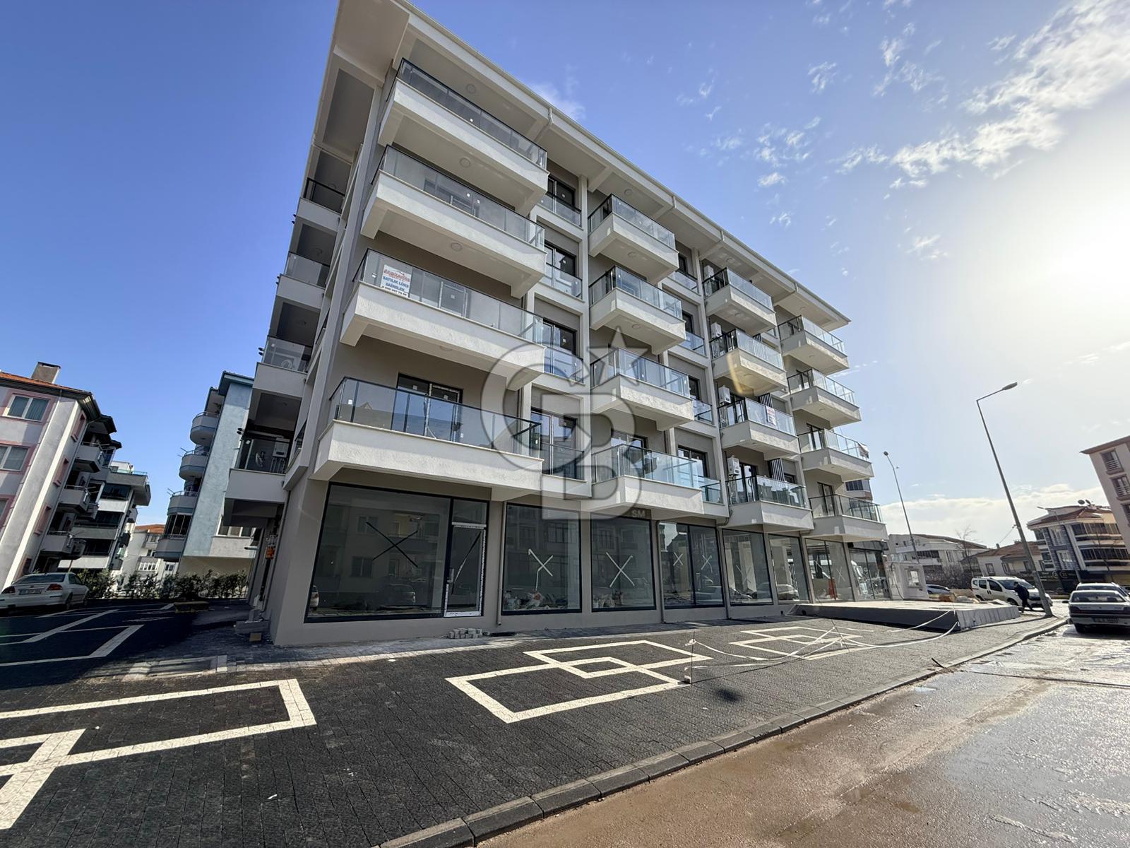 CB KiNG'DEN PLEVNE MAH. SAVAŞTEPE CADDESİ 2+1 KİRALIK OFİS
