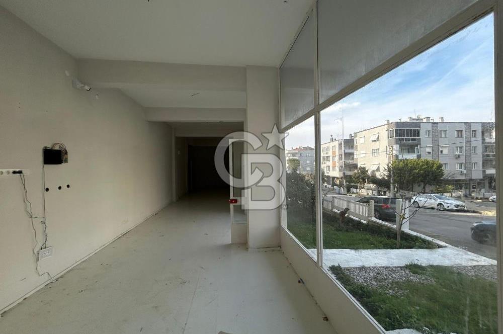 Zeytinalanı Pazar Sokağında Harika Konumlu 75 m2 Satılık Dükkan