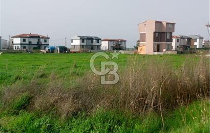 AYVALIK ALTINOVA SAHİL BÖLGESİNDE KÖŞE KONUM VİLLA ARSASI