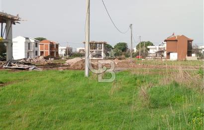 AYVALIK ALTINOVA SAHİL BÖLGESİNDE KÖŞE KONUM VİLLA ARSASI