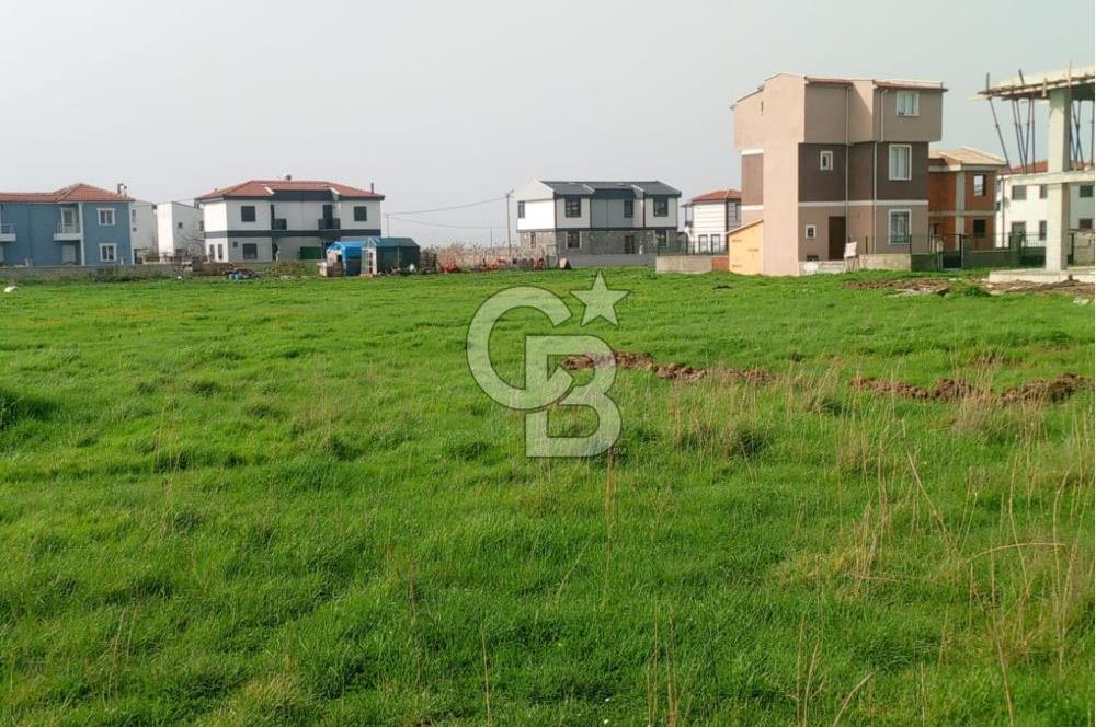 AYVALIK ALTINOVA SAHİL BÖLGESİNDE KÖŞE KONUM VİLLA ARSASI