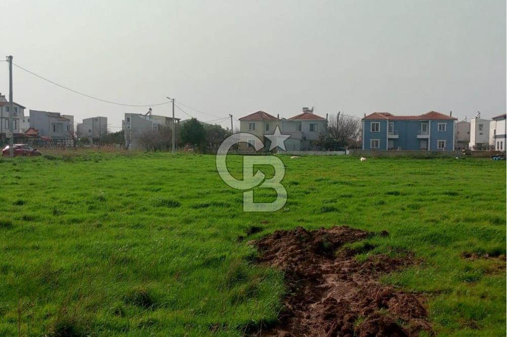 AYVALIK ALTINOVA SAHİL BÖLGESİNDE KÖŞE KONUM VİLLA ARSASI