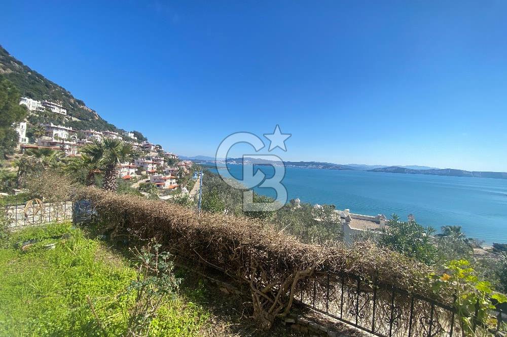 KIYIKIŞLACIK TA DENİZ MANZARALI GÜLÜMKIYI SİTESİNDE PLAJLI 3+1 BAHÇELİ TRİPLEKS VİLLA