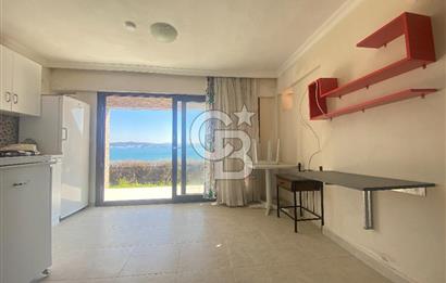 KIYIKIŞLACIK TA DENİZ MANZARALI GÜLÜMKIYI SİTESİNDE PLAJLI 3+1 BAHÇELİ TRİPLEKS VİLLA