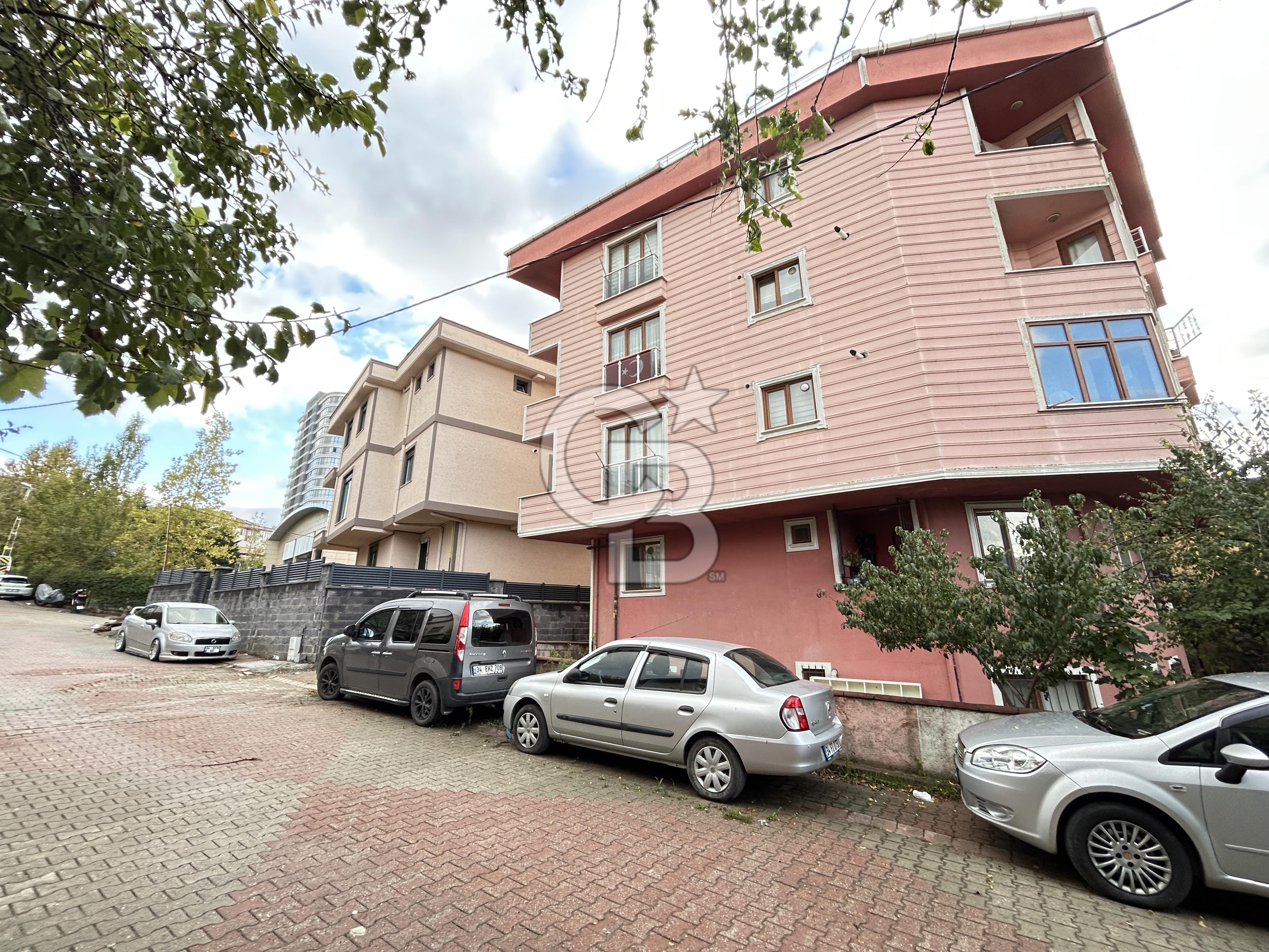 Sancaktepe yenidoğan da oturuma hazır 2+1 kullanışlı lüks daire