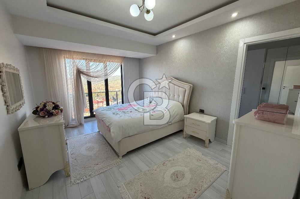 Bağbaşı Yeniyol Üzeri Panaromik Manzaralı 3,5+1 Satılık Daire