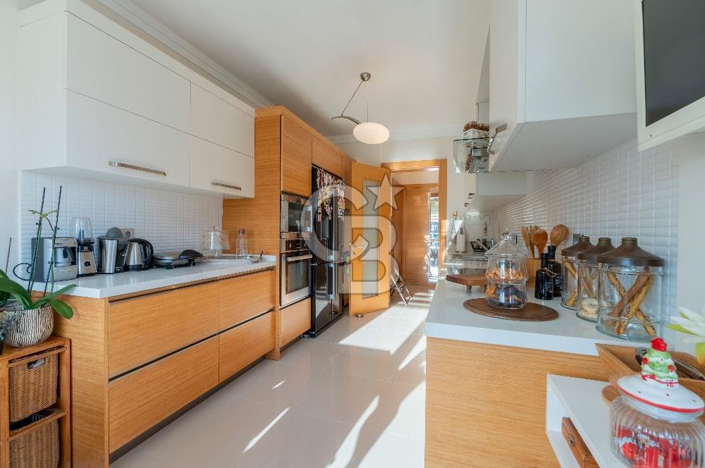 Mavişehir Modern 2 Sitesinde Havuz ve Peyzaj Cepheli Satılık 3+1