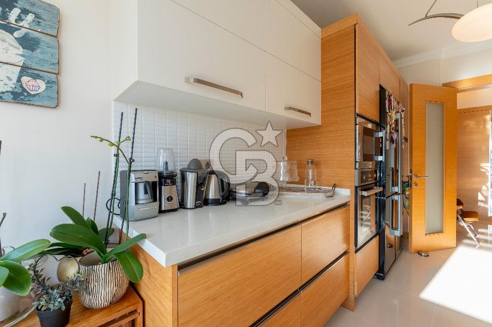 Mavişehir Modern 2 Sitesinde Havuz ve Peyzaj Cepheli Satılık 3+1