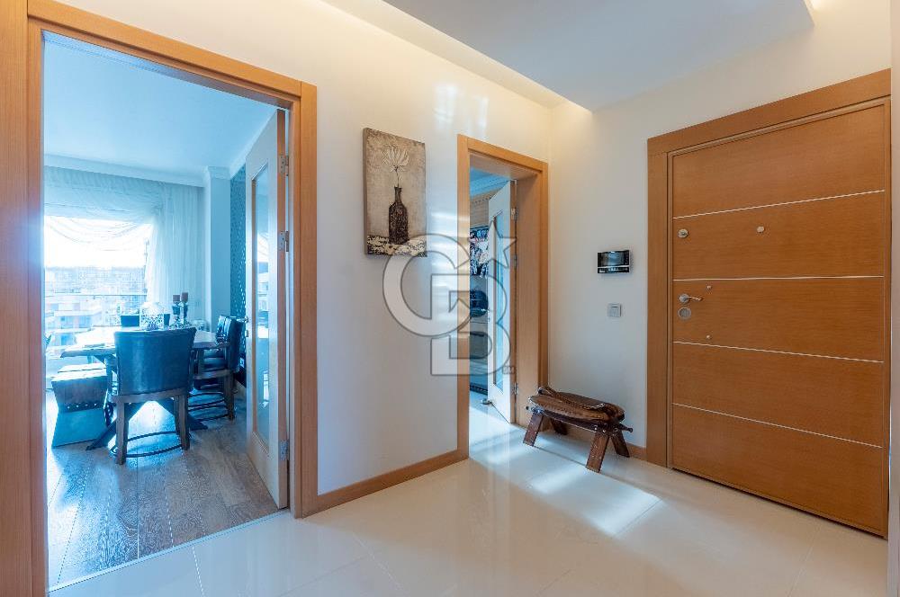 Mavişehir Modern 2 Sitesinde Havuz ve Peyzaj Cepheli Satılık 3+1