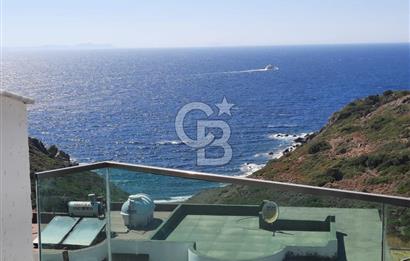 BODRUM GÜMÜŞLÜK ASKO SİTESİNDE DENİZ MANZARALI DUBLEX LÜKS VİLLA