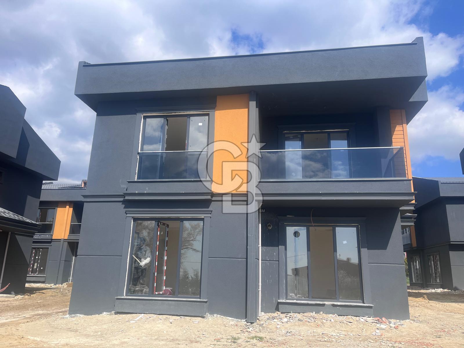 SİLİVRİ CUMHURİYET'TE SATILIK LÜKS VİLLA-LUXURY VILLAS FOR SALE