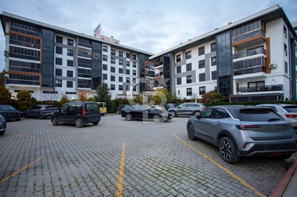 Menemen Ulukent Havuzlu Site İçerisinde Satılık 3+1 Daire