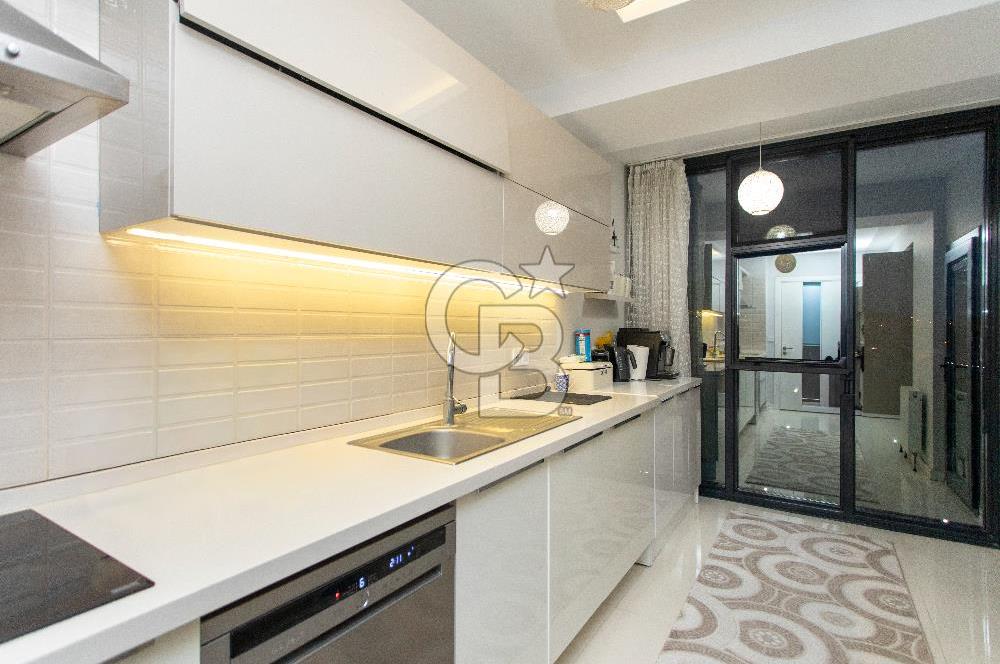 Menemen Ulukent Havuzlu Site İçerisinde Satılık 3+1 Daire