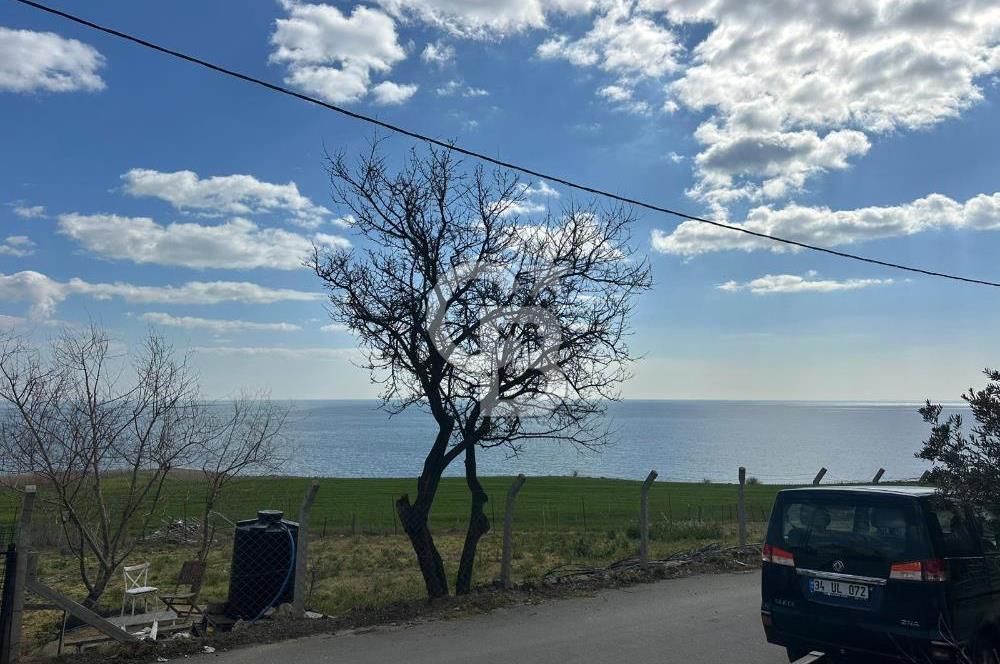 Silivri Selimpaşa’da Deniz Manzaralı, İşyeri + Konut Kullanımlı Satılık Bina – İmarlı Arsa Avantajı