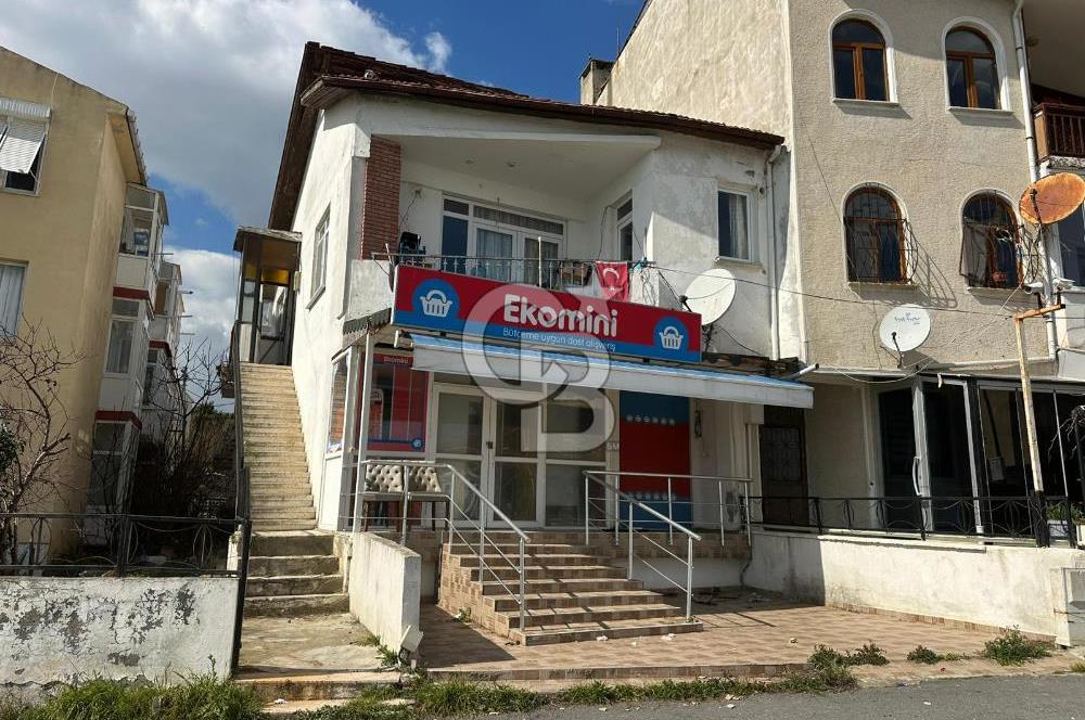 Silivri Selimpaşa’da Deniz Manzaralı, İşyeri + Konut Kullanımlı Satılık Bina – İmarlı Arsa Avantajı
