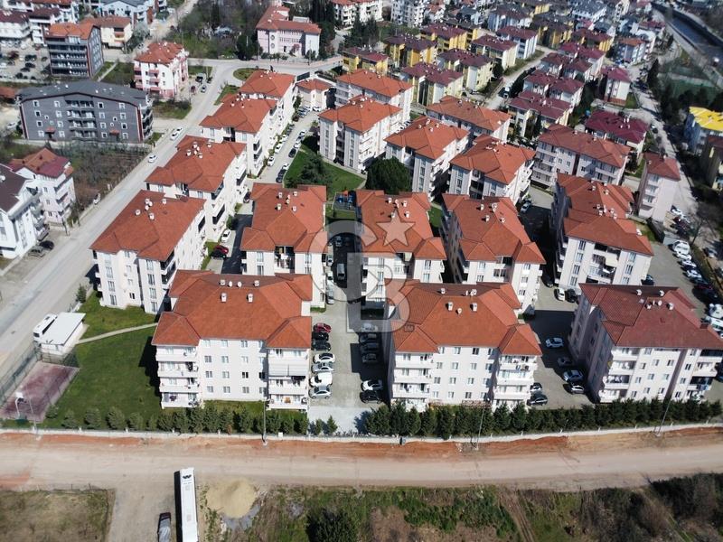 GÖLCÜK ÇİFTLİK MAH.ŞEHRİ TORUNOĞLU SİT. 2+1 LÜKS SATILIK DAİRE