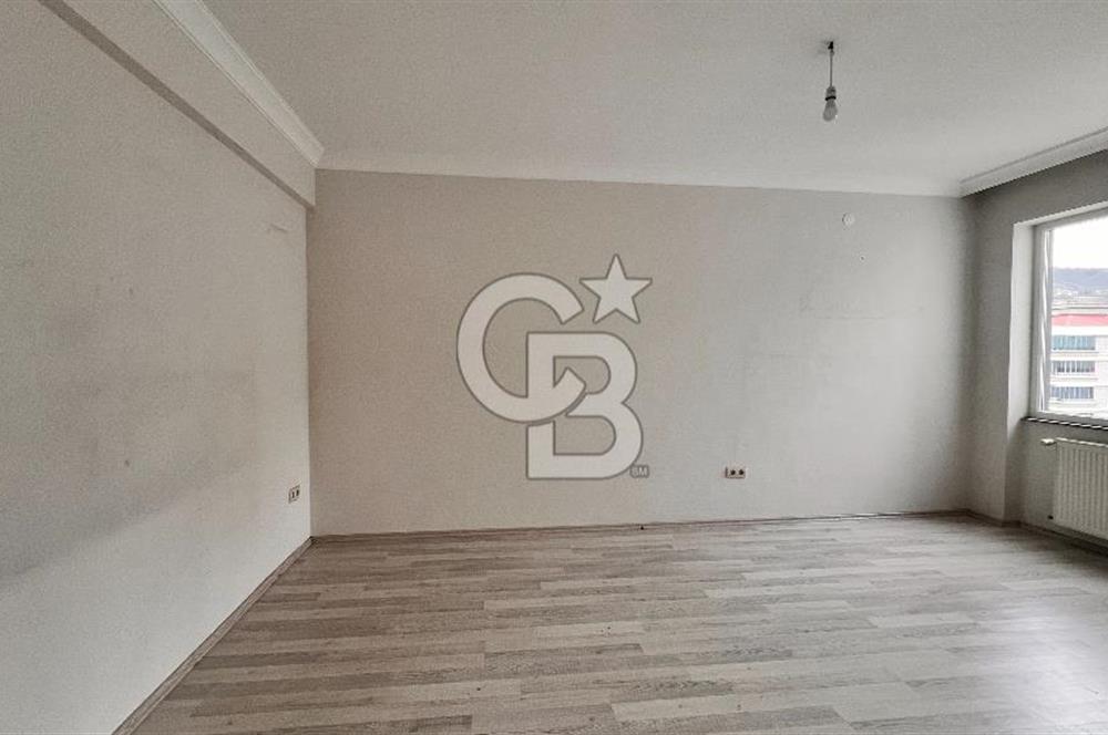 Derebahçe Mavikent Sitesinde Satılık 4+1 Daire