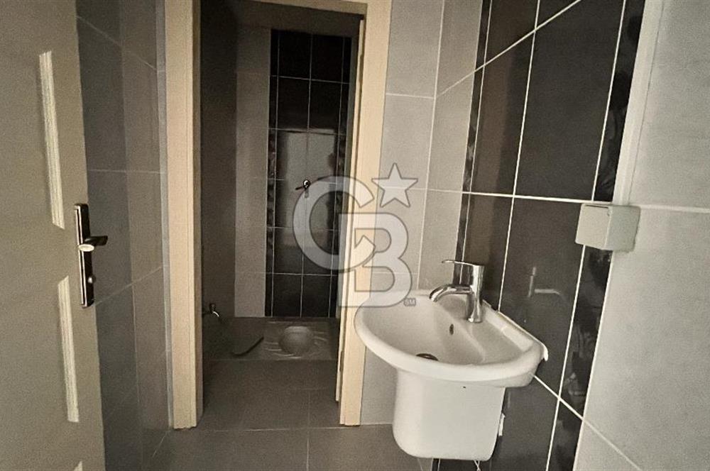 Derebahçe Mavikent Sitesinde Satılık 4+1 Daire