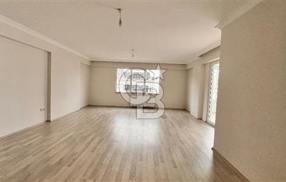 Derebahçe Mavikent Sitesinde Satılık 4+1 Daire