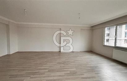 Derebahçe Mavikent Sitesinde Satılık 4+1 Daire