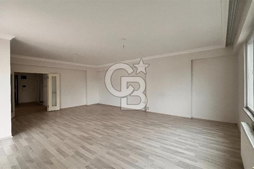 Derebahçe Mavikent Sitesinde Satılık 4+1 Daire